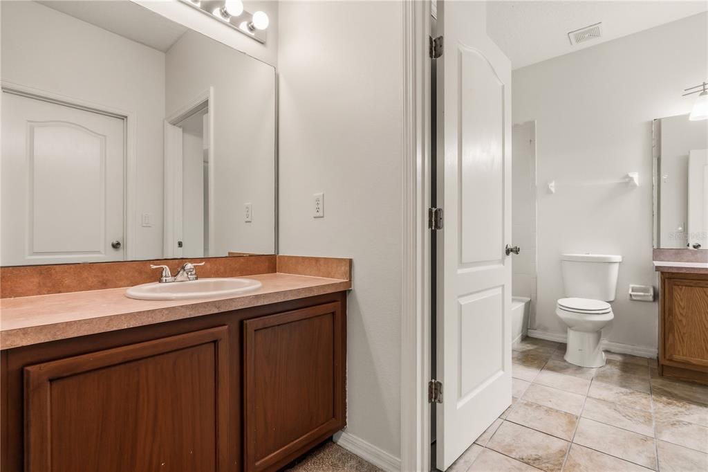 For Sale: $545,000 (5 beds, 3 baths, 3449 Square Feet)