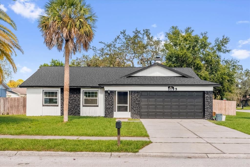For Sale: $399,000 (4 beds, 2 baths, 2107 Square Feet)