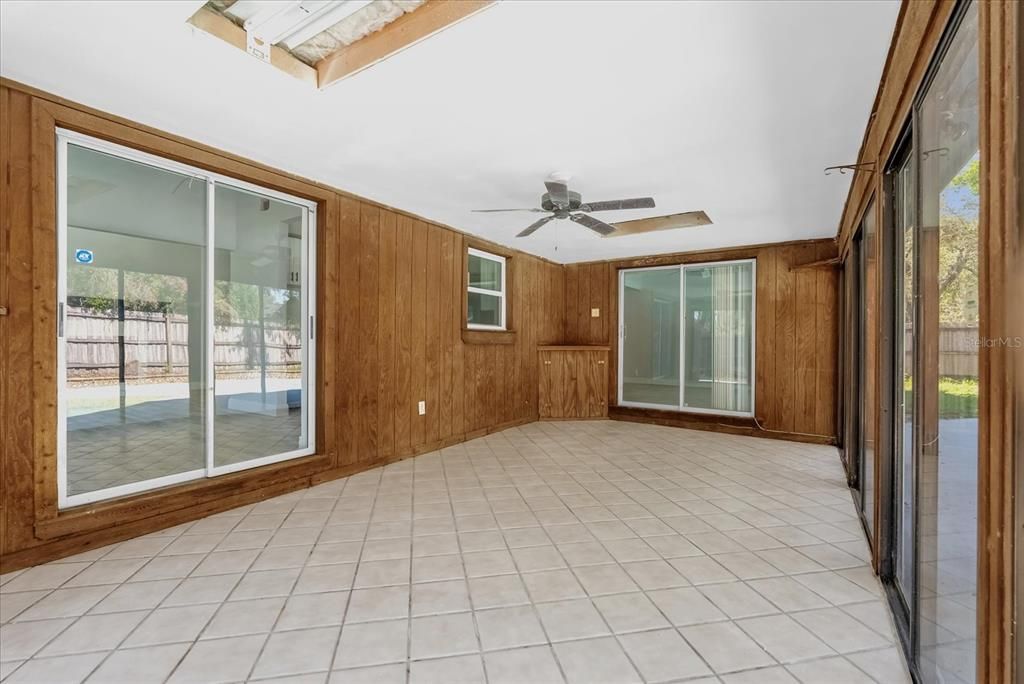 For Sale: $399,000 (4 beds, 2 baths, 2107 Square Feet)