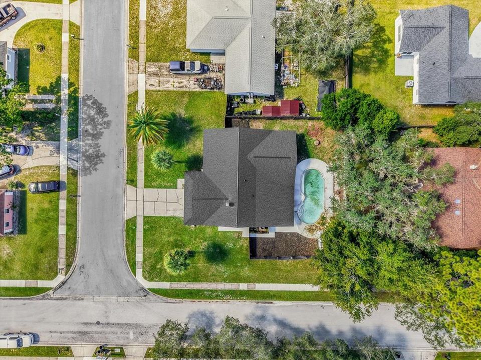 For Sale: $399,000 (4 beds, 2 baths, 2107 Square Feet)