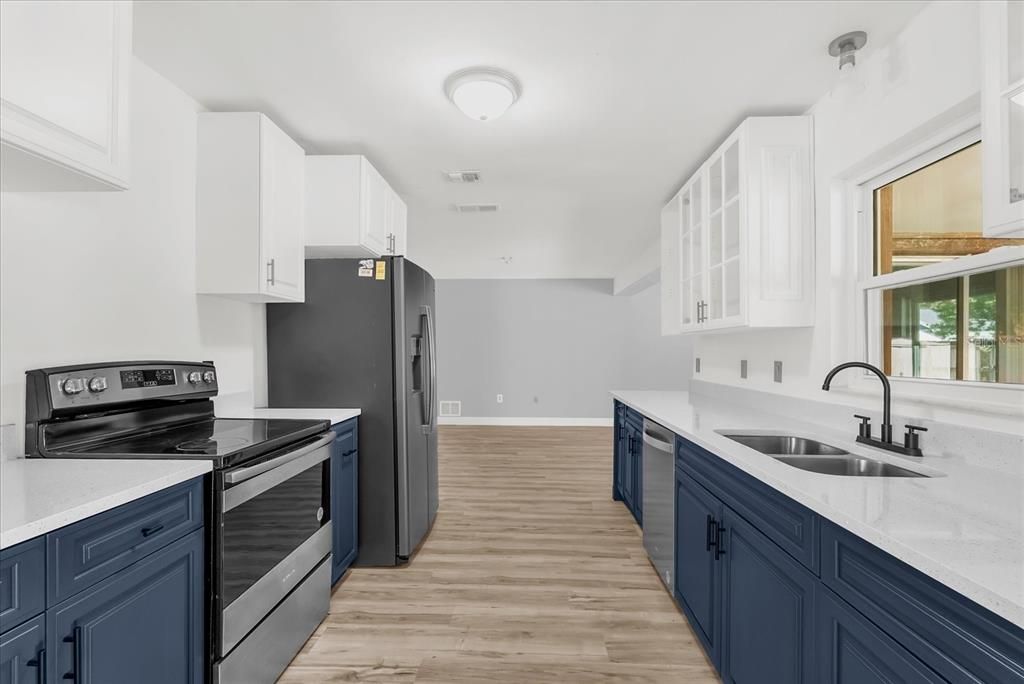 For Sale: $399,000 (4 beds, 2 baths, 2107 Square Feet)