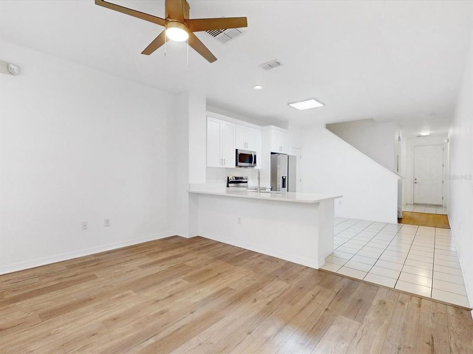 待售: $289,500 (3 贝兹, 3 浴室, 1362 平方英尺)