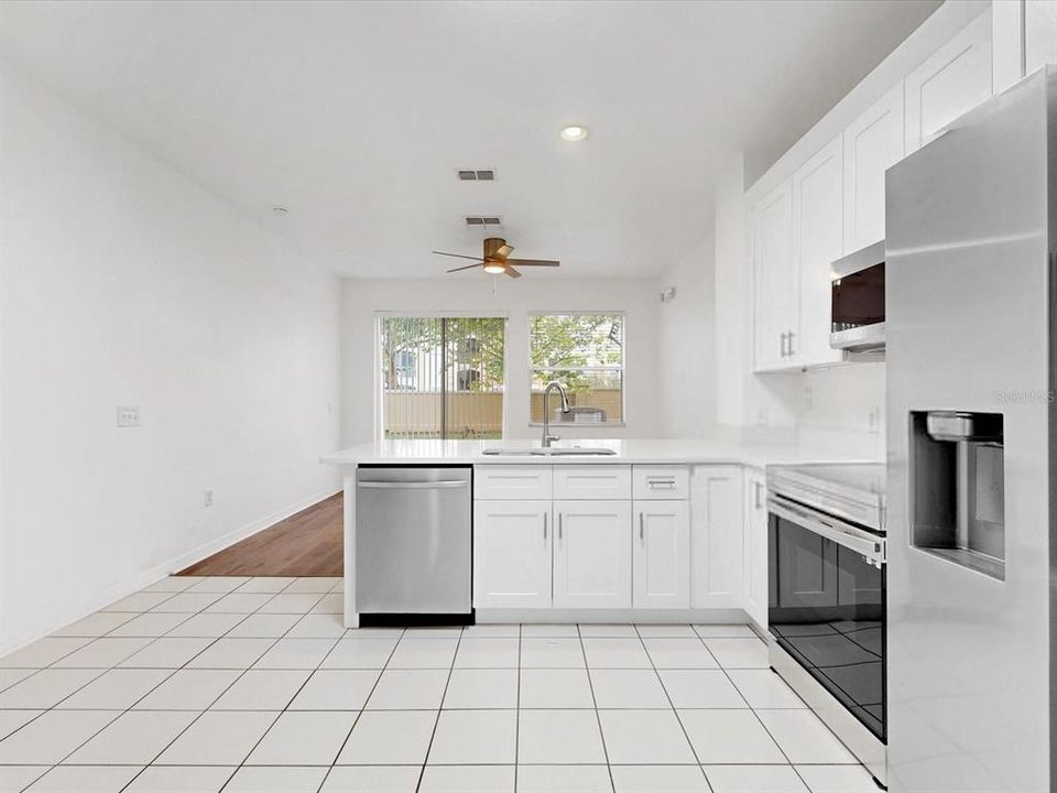 待售: $289,500 (3 贝兹, 3 浴室, 1362 平方英尺)