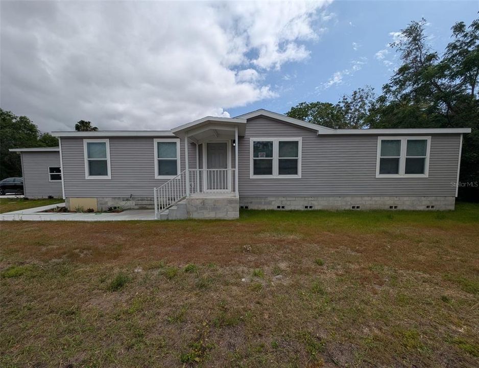 For Sale: $320,000 (3 beds, 2 baths, 1500 Square Feet)