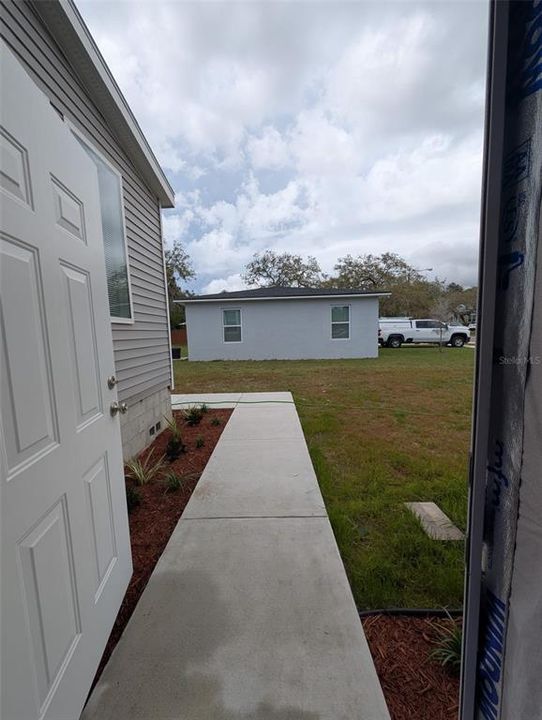 For Sale: $320,000 (3 beds, 2 baths, 1500 Square Feet)