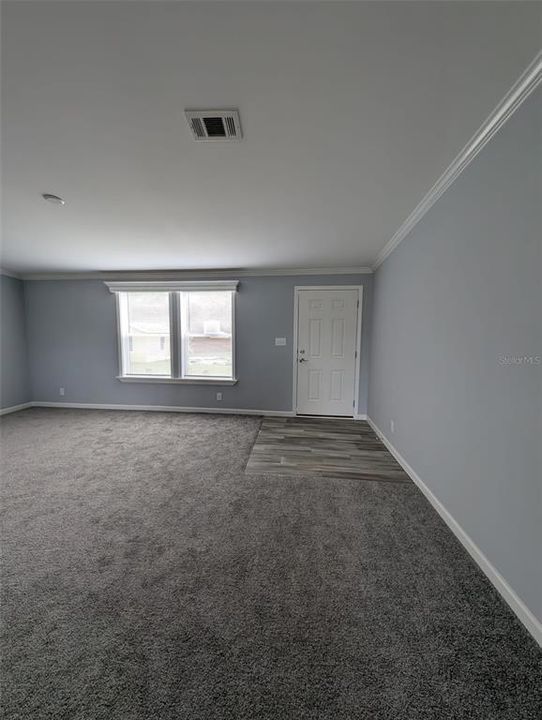 For Sale: $320,000 (3 beds, 2 baths, 1500 Square Feet)