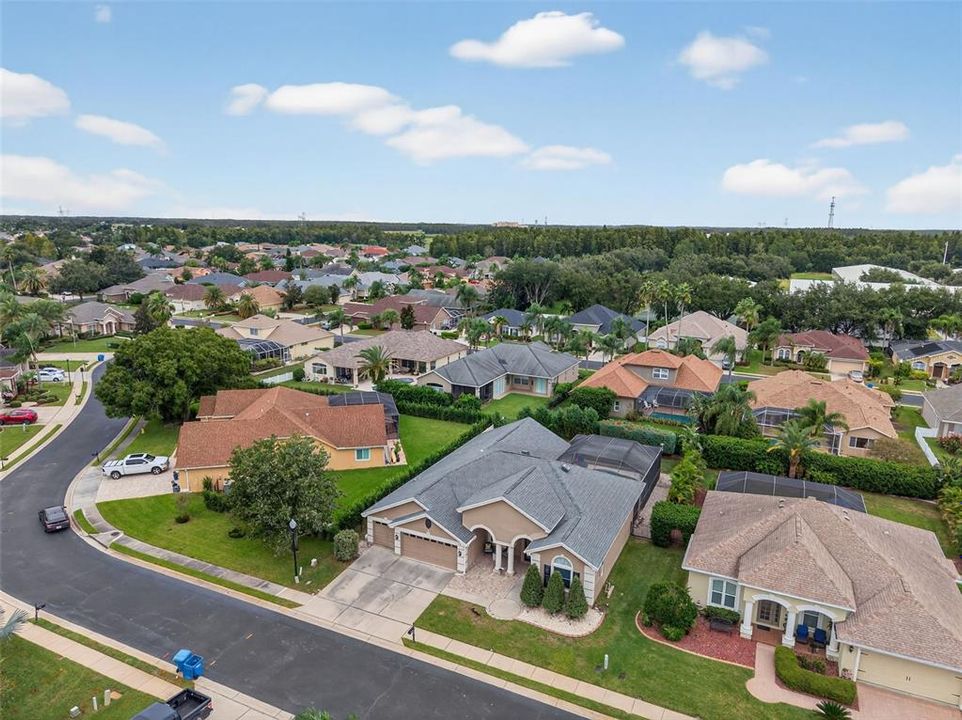 Activo con contrato: $634,900 (4 camas, 3 baños, 2463 Pies cuadrados)