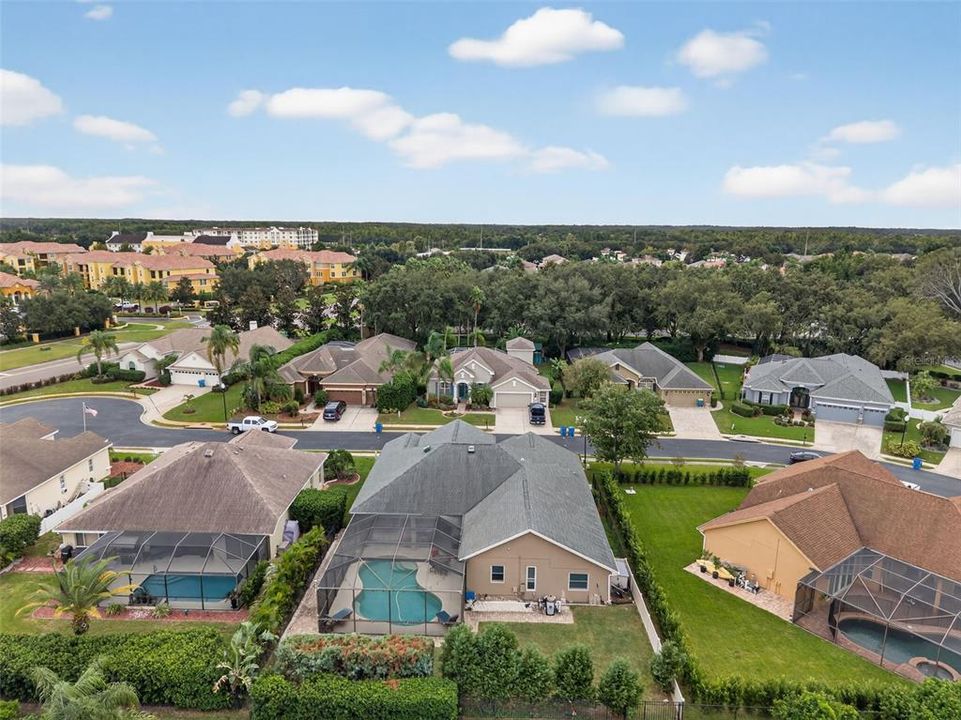 Activo con contrato: $634,900 (4 camas, 3 baños, 2463 Pies cuadrados)