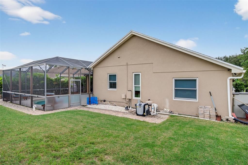 Activo con contrato: $634,900 (4 camas, 3 baños, 2463 Pies cuadrados)