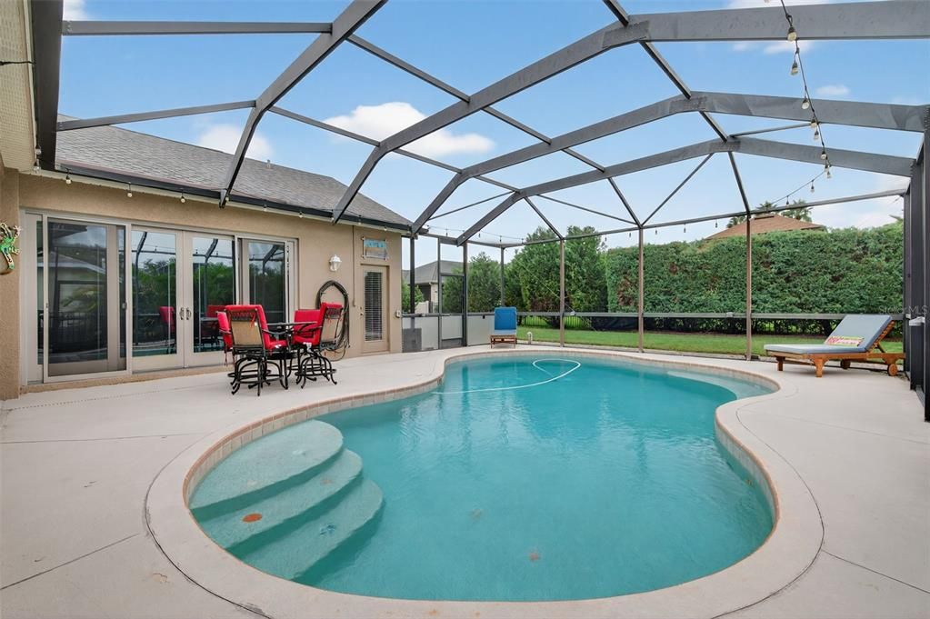 Activo con contrato: $634,900 (4 camas, 3 baños, 2463 Pies cuadrados)