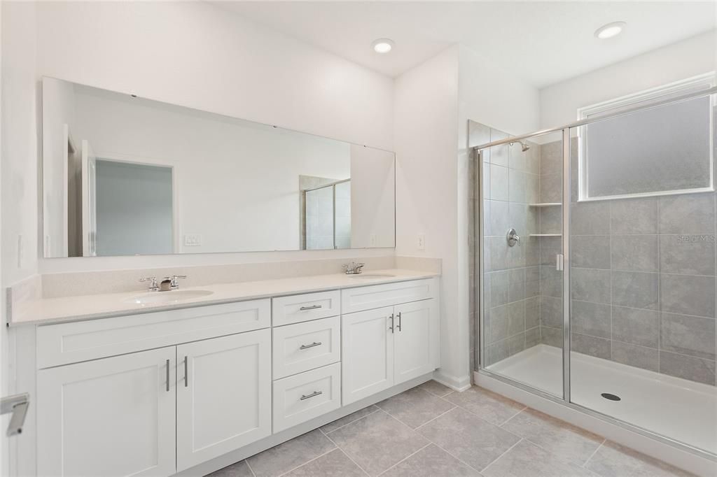 出租: $2,350 (3 贝兹, 2 浴室, 1797 平方英尺)