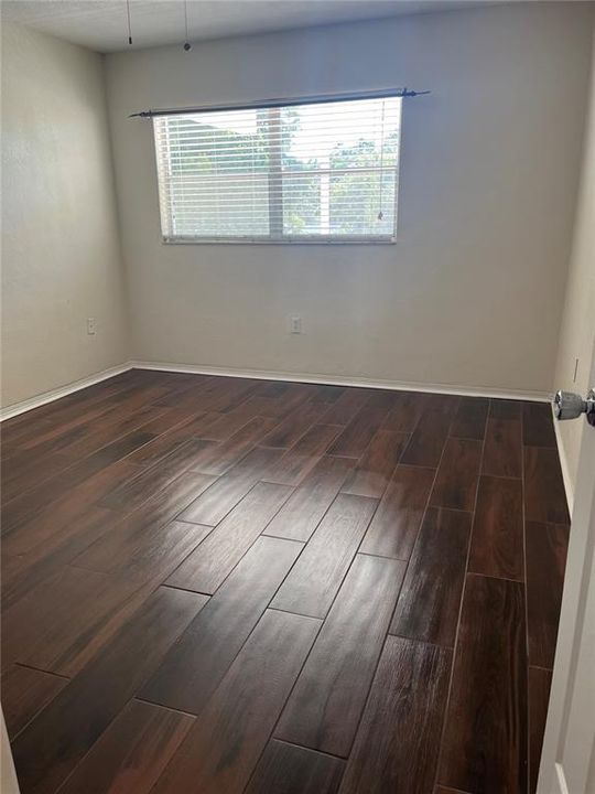 For Rent: $1,600 (1 beds, 1 baths, 1053 Square Feet)