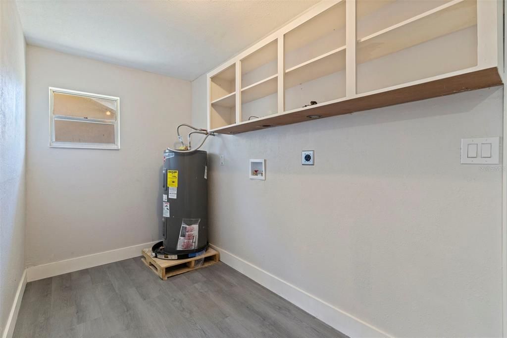 For Rent: $2,900 (3 beds, 3 baths, 2290 Square Feet)