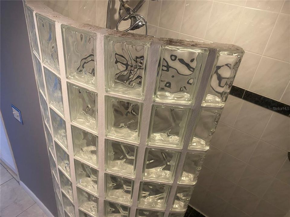 For Sale: $560,000 (3 beds, 2 baths, 1480 Square Feet)