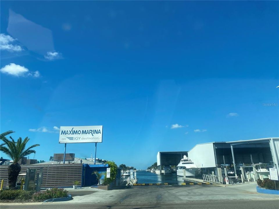 For Sale: $560,000 (3 beds, 2 baths, 1480 Square Feet)