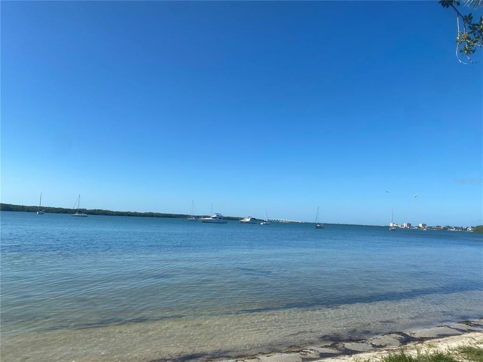 For Sale: $560,000 (3 beds, 2 baths, 1480 Square Feet)