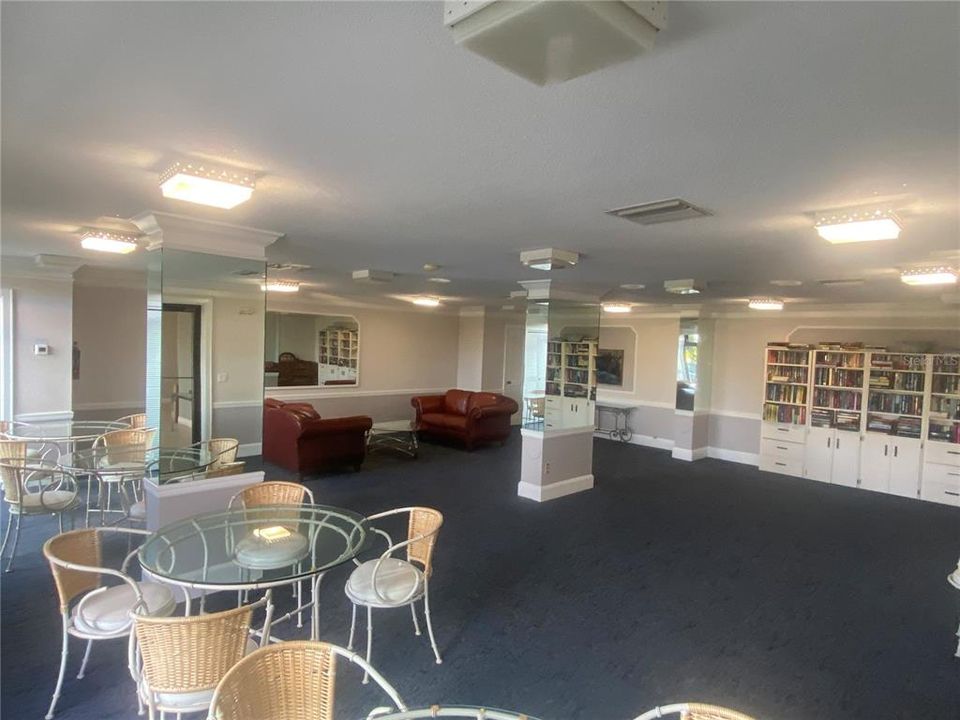 For Sale: $560,000 (3 beds, 2 baths, 1480 Square Feet)