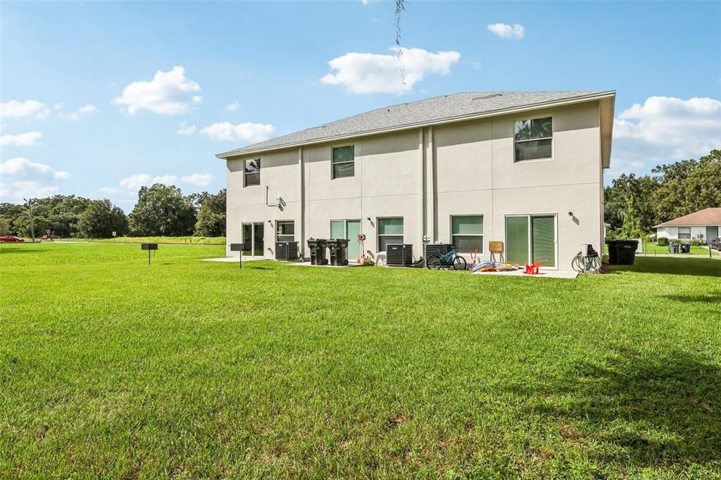 En Renta: $2,300 (4 camas, 3 baños, 1850 Pies cuadrados)