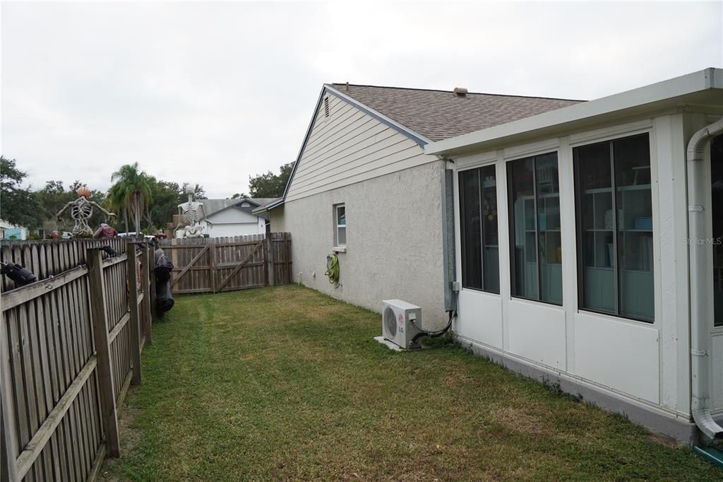 For Sale: $414,200 (3 beds, 2 baths, 1381 Square Feet)