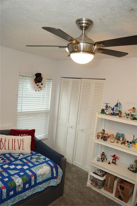 For Sale: $414,200 (3 beds, 2 baths, 1381 Square Feet)