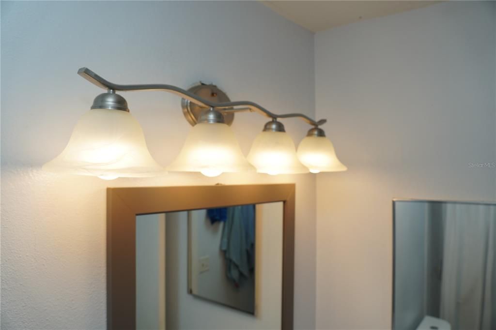 For Sale: $414,200 (3 beds, 2 baths, 1381 Square Feet)