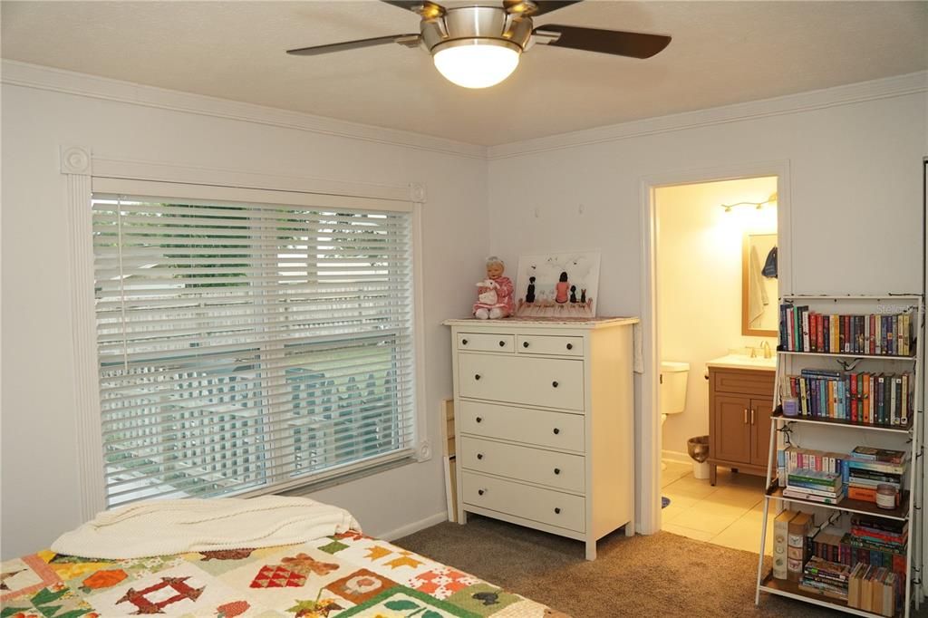 For Sale: $414,200 (3 beds, 2 baths, 1381 Square Feet)