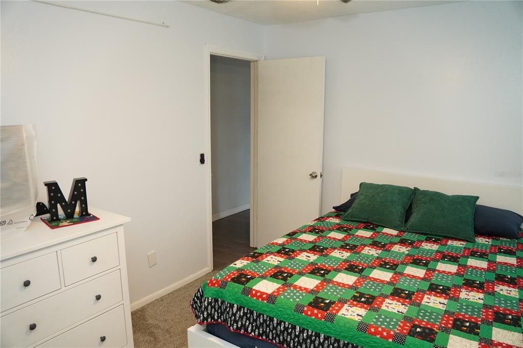 For Sale: $414,200 (3 beds, 2 baths, 1381 Square Feet)