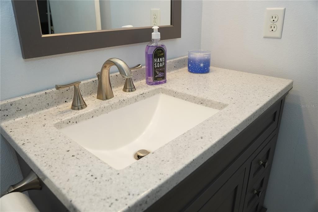 For Sale: $414,200 (3 beds, 2 baths, 1381 Square Feet)