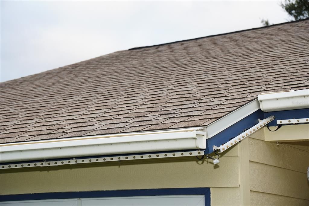 For Sale: $414,200 (3 beds, 2 baths, 1381 Square Feet)