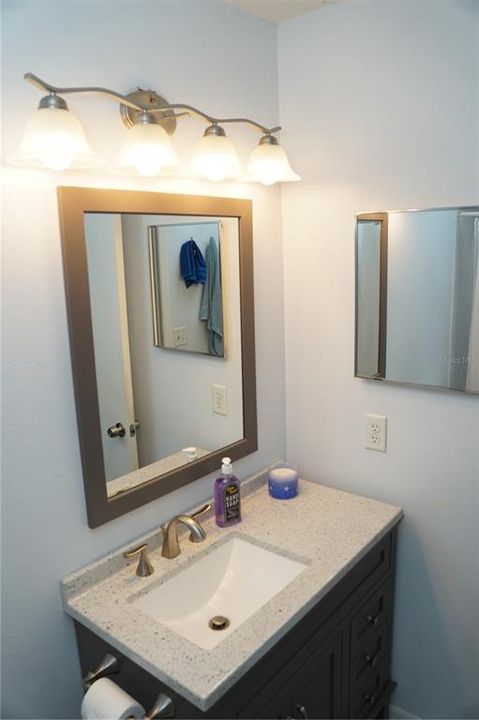 For Sale: $414,200 (3 beds, 2 baths, 1381 Square Feet)