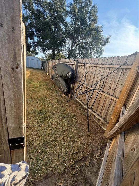 For Sale: $414,200 (3 beds, 2 baths, 1381 Square Feet)