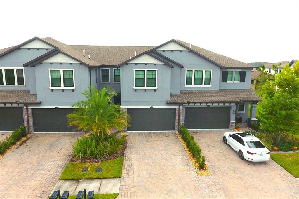 For Sale: $374,900 (3 beds, 2 baths, 1827 Square Feet)