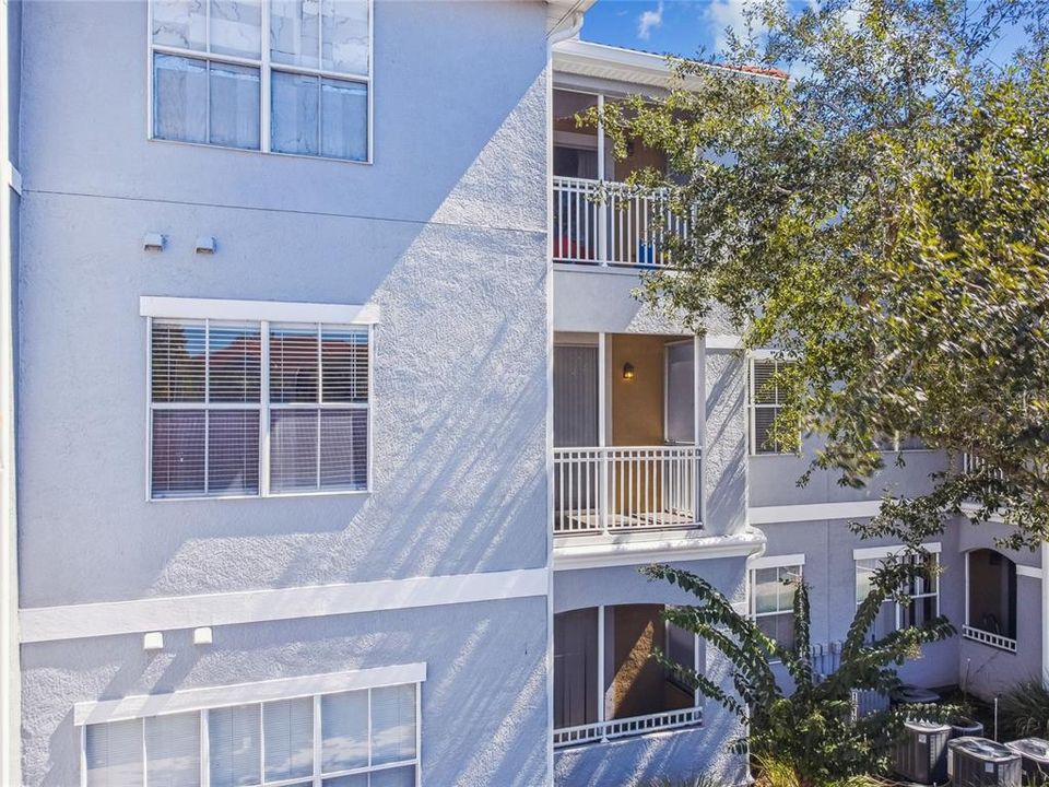 На продажу: $195,000 (2 спален, 2 ванн, 1083 Квадратных фут)