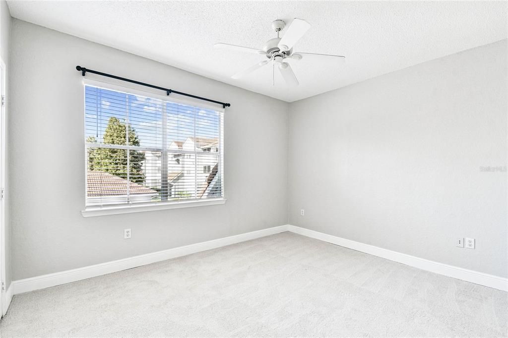 На продажу: $195,000 (2 спален, 2 ванн, 1083 Квадратных фут)