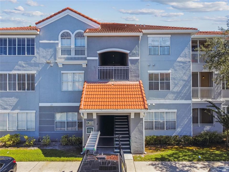 На продажу: $195,000 (2 спален, 2 ванн, 1083 Квадратных фут)