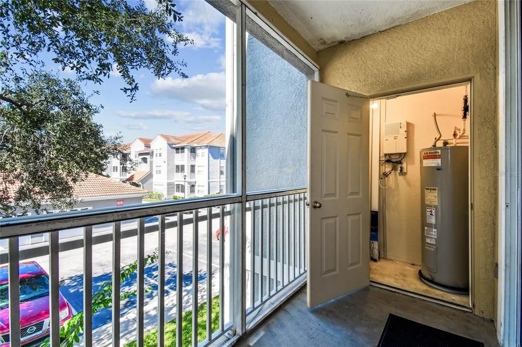 На продажу: $195,000 (2 спален, 2 ванн, 1083 Квадратных фут)