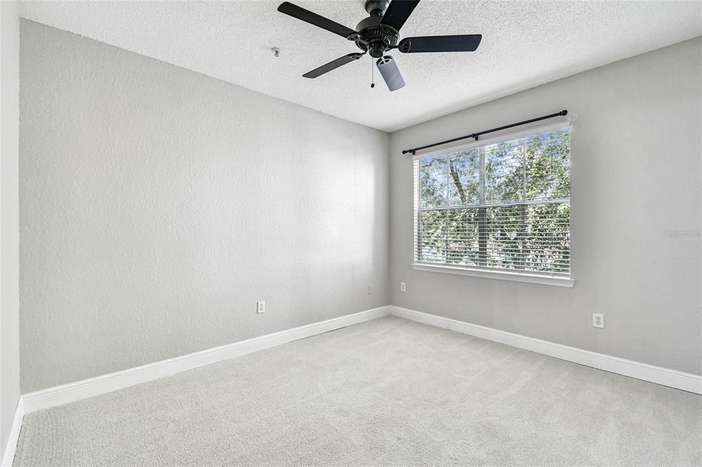 На продажу: $195,000 (2 спален, 2 ванн, 1083 Квадратных фут)