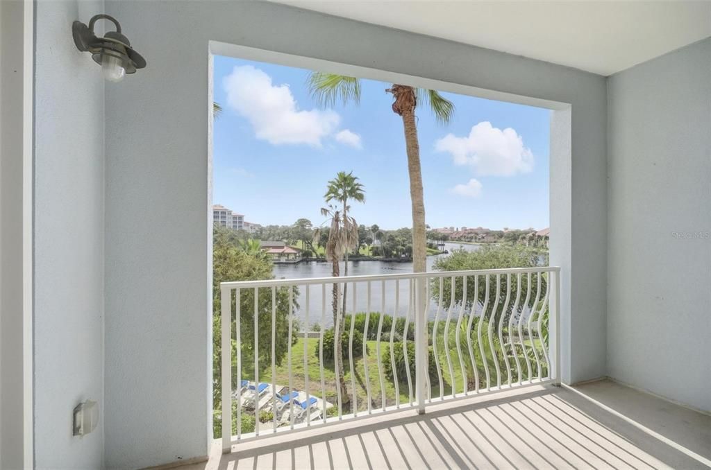 For Rent: $2,695 (2 beds, 2 baths, 1570 Square Feet)