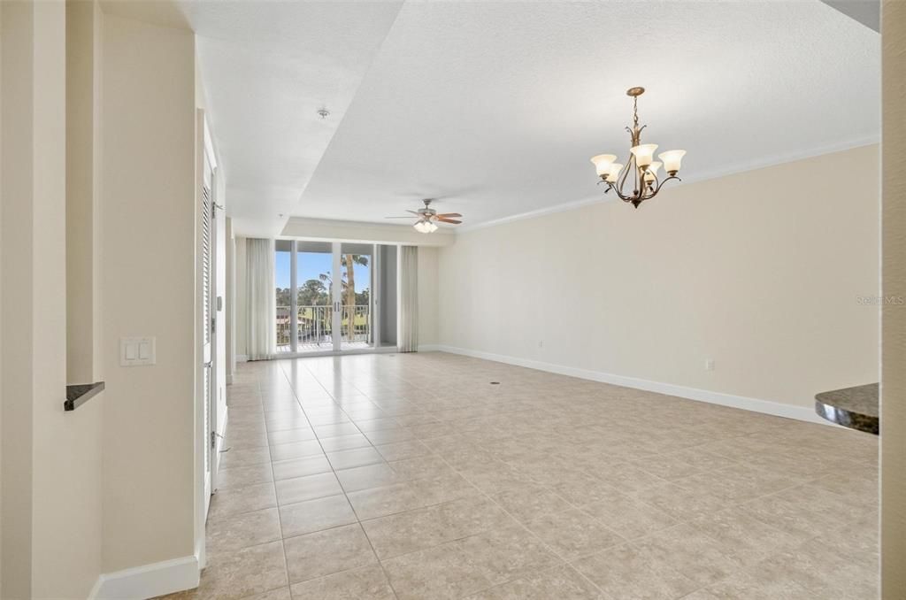 For Rent: $2,695 (2 beds, 2 baths, 1570 Square Feet)