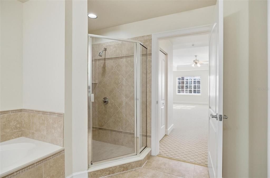 For Rent: $2,695 (2 beds, 2 baths, 1570 Square Feet)