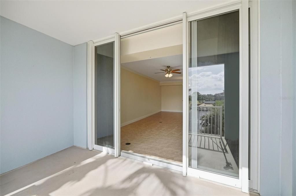 For Rent: $2,695 (2 beds, 2 baths, 1570 Square Feet)