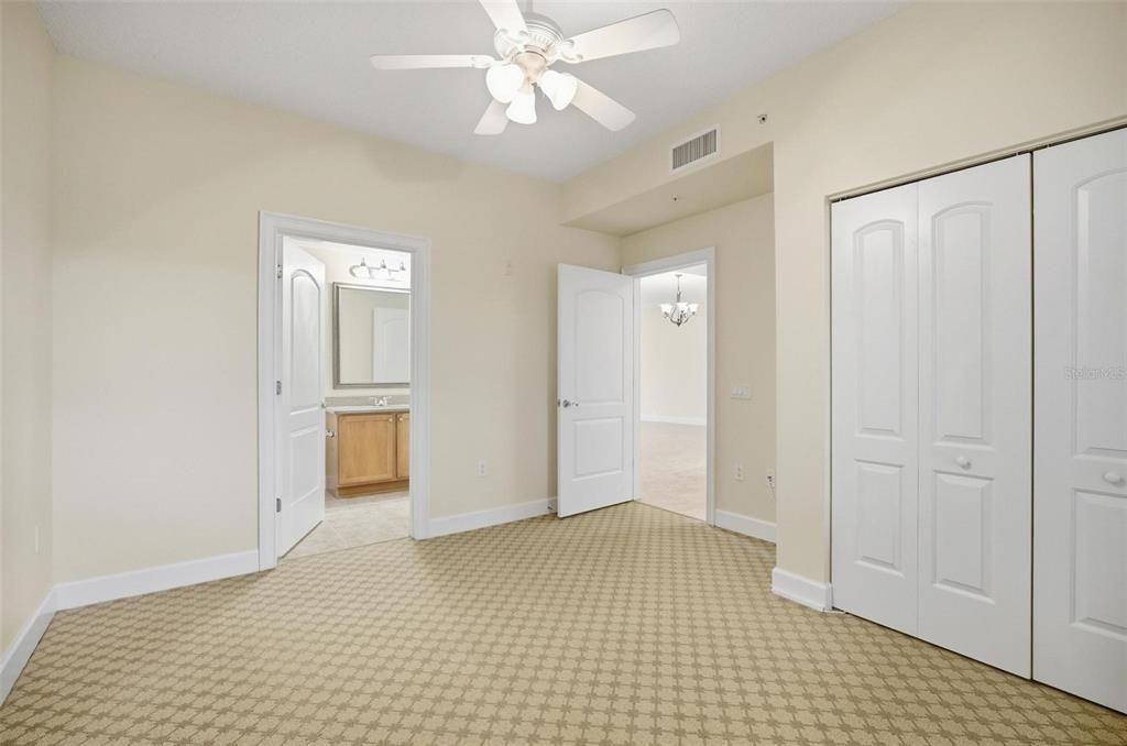 For Rent: $2,695 (2 beds, 2 baths, 1570 Square Feet)