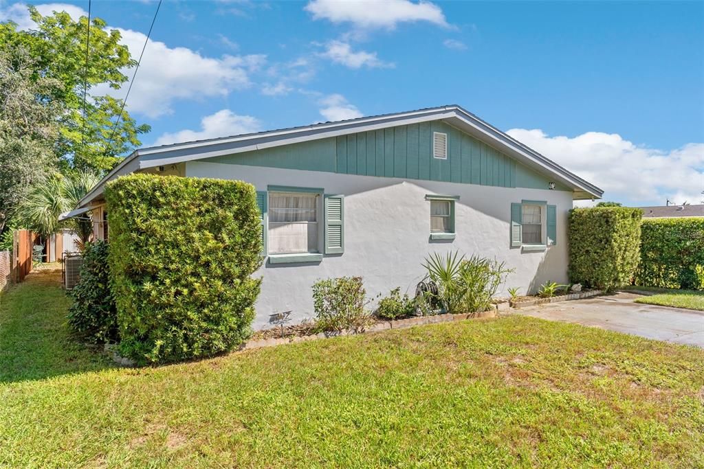 For Sale: $200,000 (3 beds, 2 baths, 1568 Square Feet)