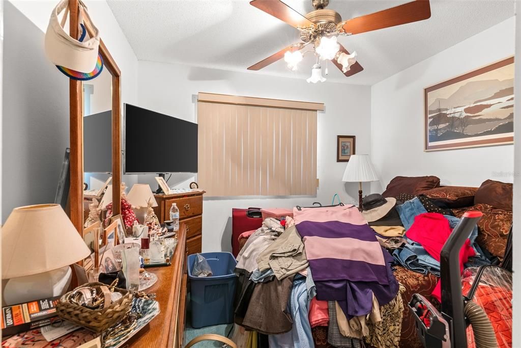 For Sale: $200,000 (3 beds, 2 baths, 1568 Square Feet)