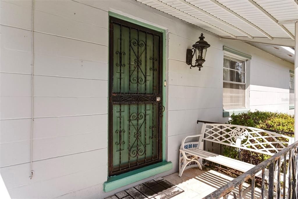 For Sale: $200,000 (3 beds, 2 baths, 1568 Square Feet)