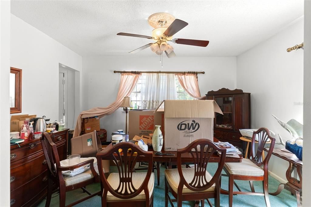 For Sale: $200,000 (3 beds, 2 baths, 1568 Square Feet)