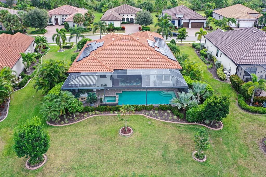 En Venta: $1,395,000 (4 camas, 3 baños, 2661 Pies cuadrados)