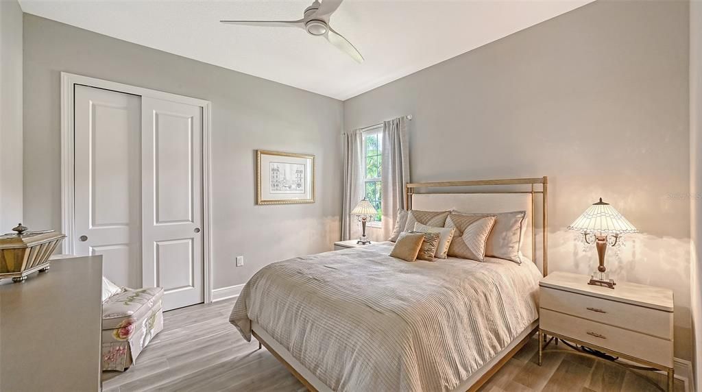 En Venta: $1,395,000 (4 camas, 3 baños, 2661 Pies cuadrados)