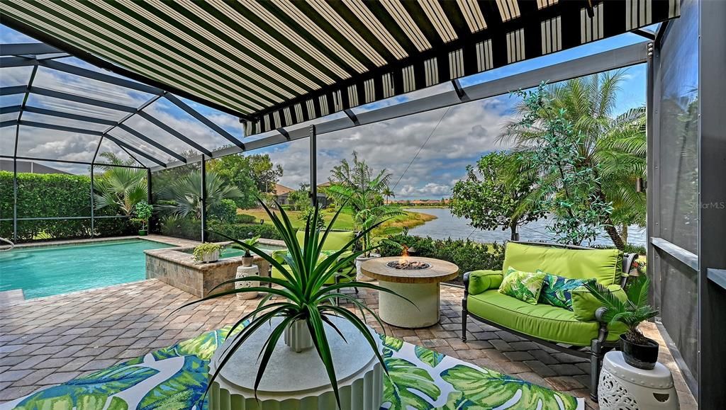 En Venta: $1,395,000 (4 camas, 3 baños, 2661 Pies cuadrados)