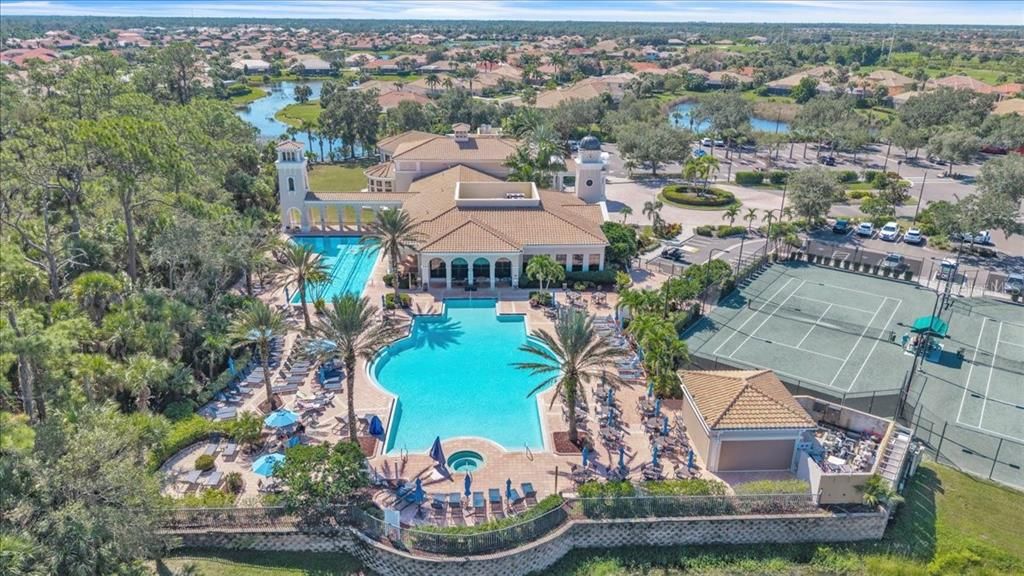 合同活跃: $519,000 (3 贝兹, 2 浴室, 1636 平方英尺)